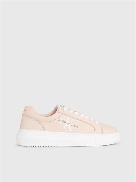 vendeur basket calvin klein savoie